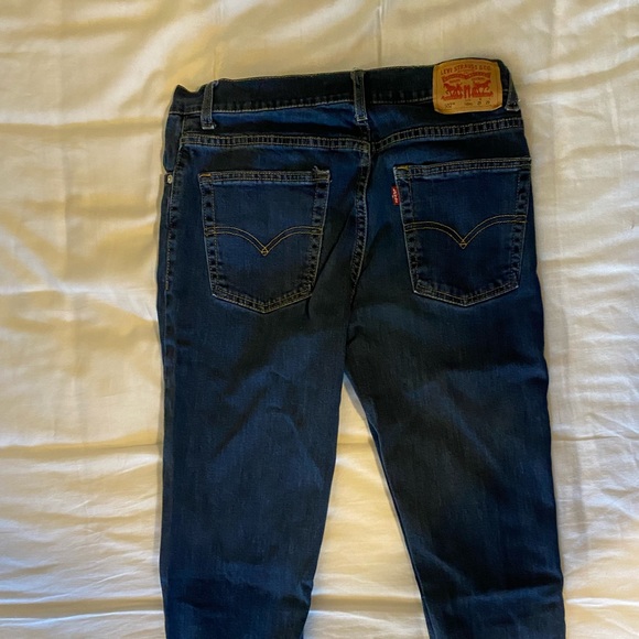 Levi’s 502 Regular Taper Dark Wash Jeans - Picture 4 of 9